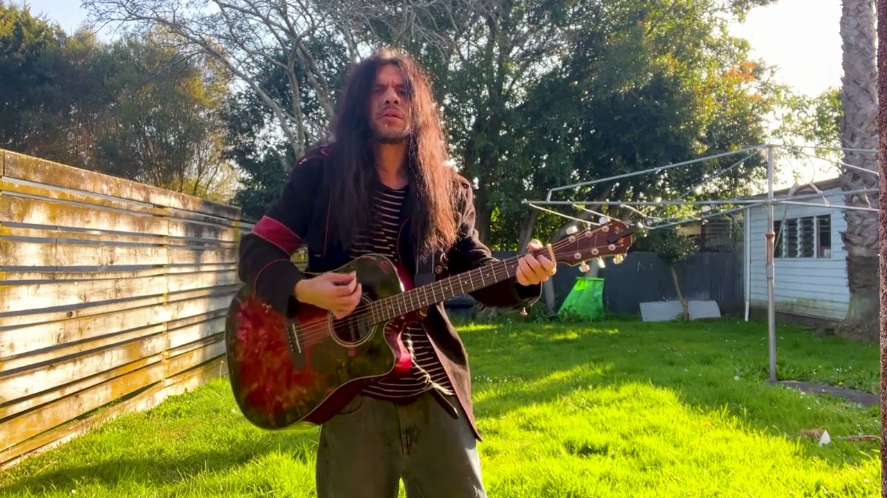 Johnny Wilson - I Shall Be Released (Bob Dylan Cover) (Outside)