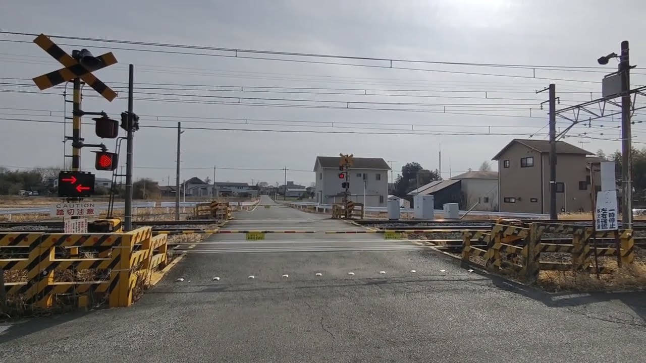 秩父鉄道 三ヶ尻線(貨物線)大麻生No.25踏切電気機関車[デキ]入換