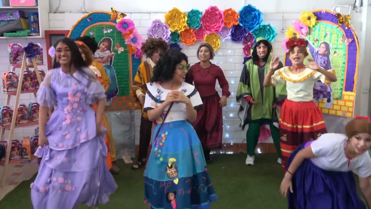 Show de la Familia Madrigal 🇵🇪 #familiamadrigal #isabellamadrigal #encanto 982094819