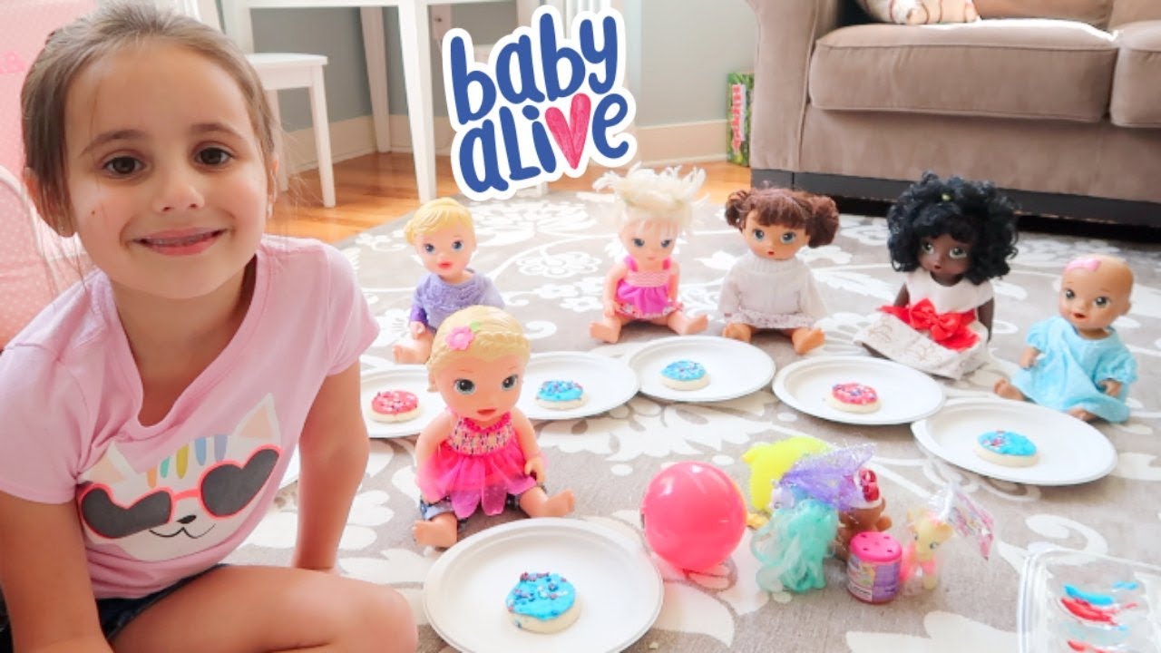 Baby Alive Birthday Party (Presents and Cookies) | ThePlusSideOfThings