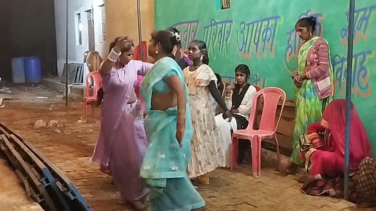 अपने बुंदेलखंड का डांस बहुत ही सुंदर