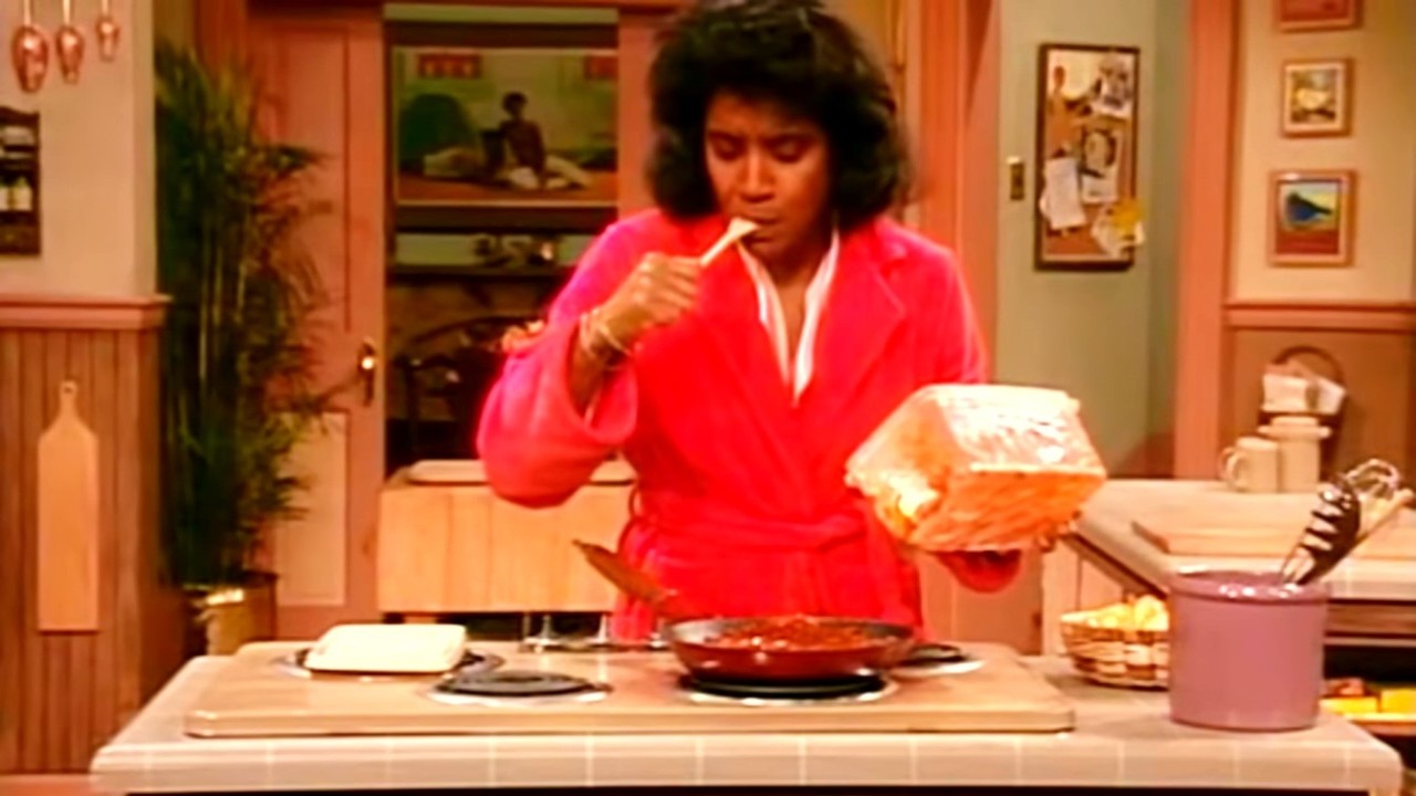 Clair Huxtable’s Most Relatable Moment: The 5 AM Crouton Fight