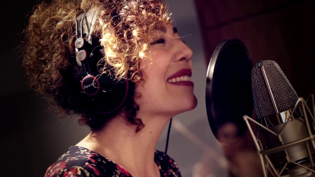 Vanessa Moreno - Tocando em frente (Almir Sater/Renato Teixeira)