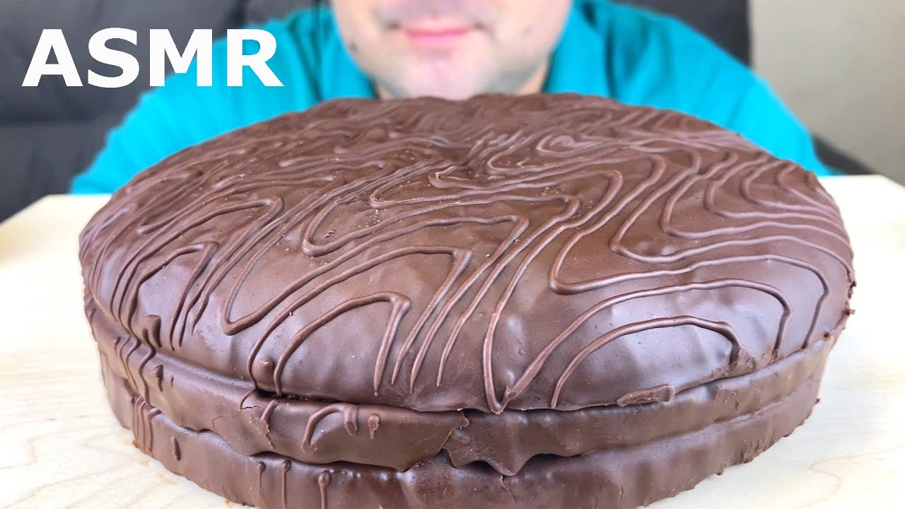 ASMR CHOCOLATE CAKE, DRINKING BLACK TEA (MUKBANG) EATING SOUNDS
