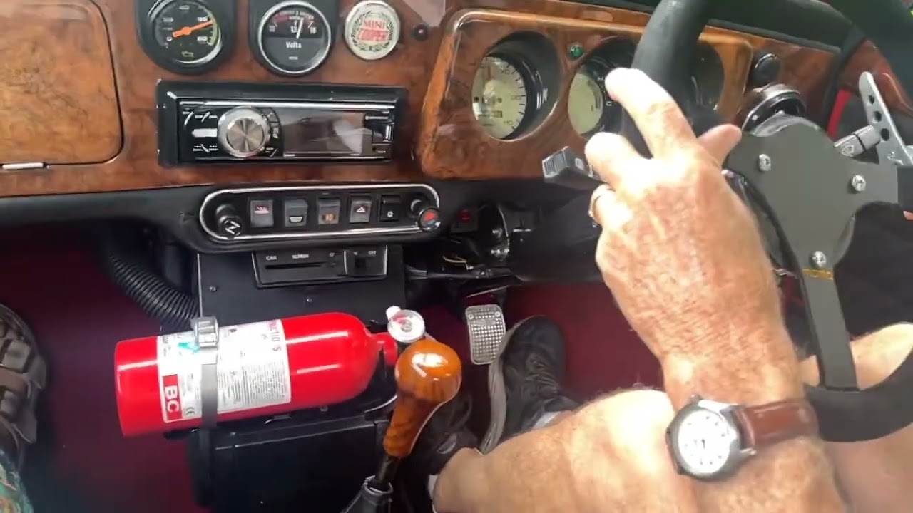 1979 Austin Mini - driving
