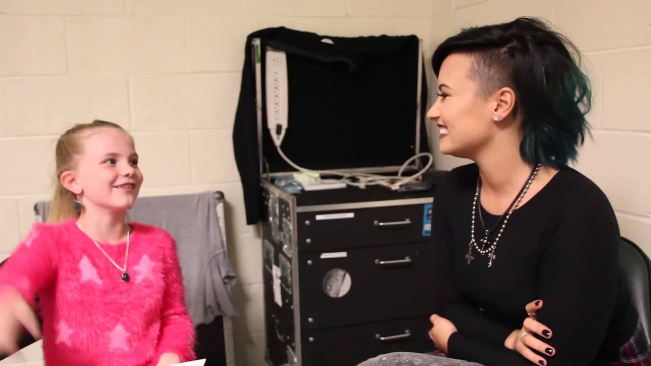 20 Questions with Bailey ft Demi Lovato