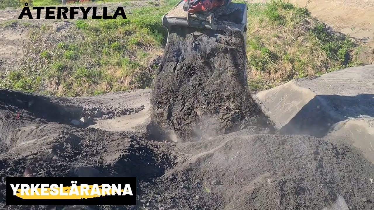 Grävmaskin: Återfylla