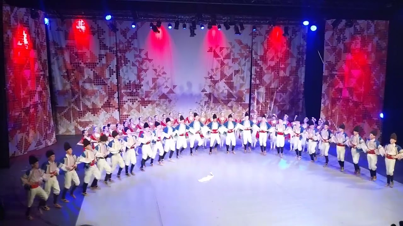 Пролетен концерт 8 клас НУТИ 20.04.2024