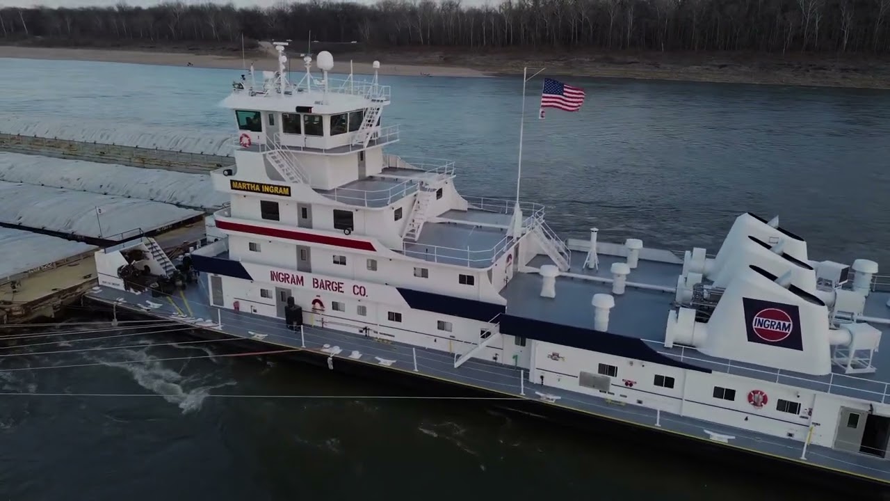 M/V Martha Ingram NB on the Lower Mississippi River