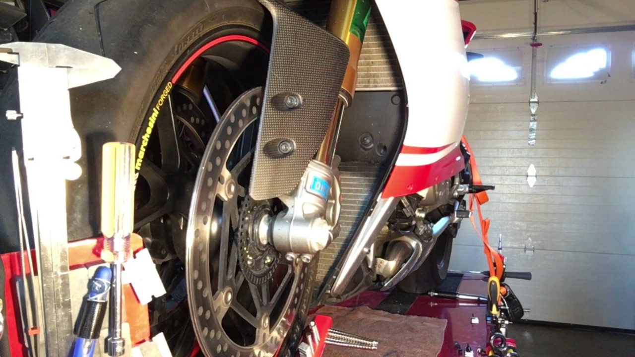 Panigale Oil Change - For the detail oriented Ducatisti