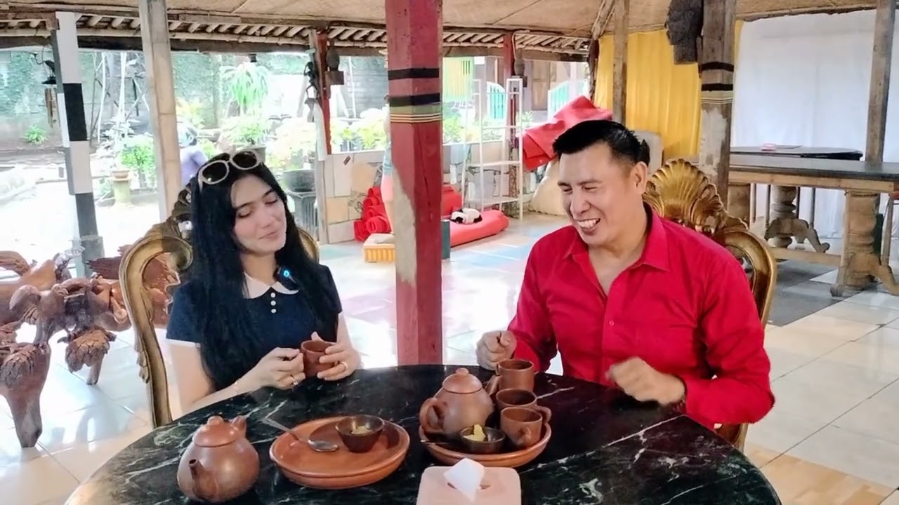 SERU BANGET penuh makanan sampai kenyang di Omah Petruk Cibubur