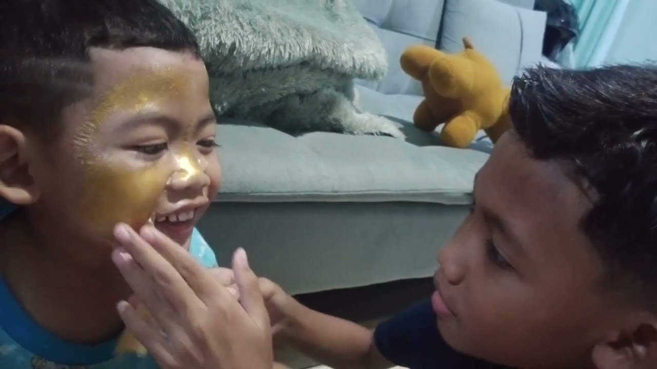 proses pengelupasan masker wajah #maskeran
