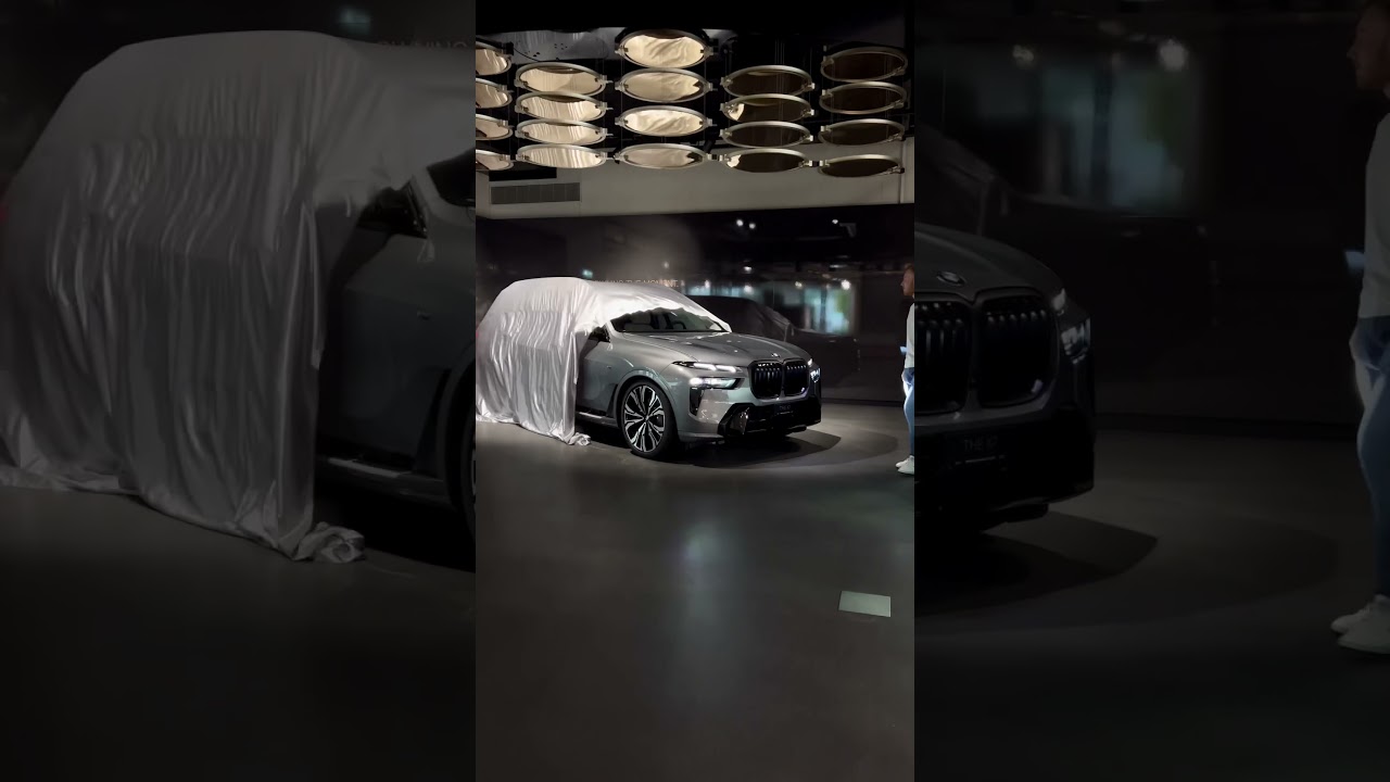 The X7 LCI at BMW Group Brand Experience Center