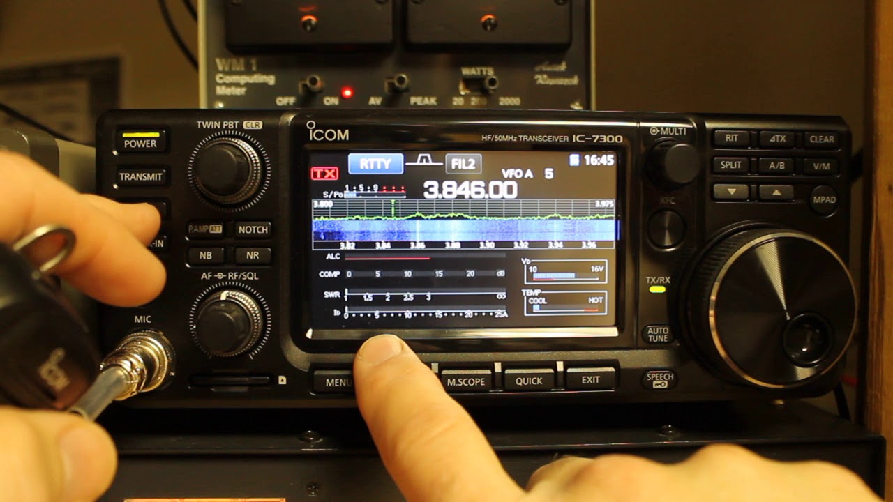 Icom IC-7300 Tips and Tricks - Using Instant and Plotted SWR Meters