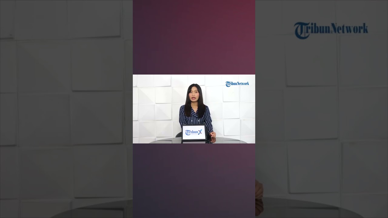 🔴 Demi Silaturahmi dengan Jokowi, Warga Solo Antre Hingga Rela Kehujanan