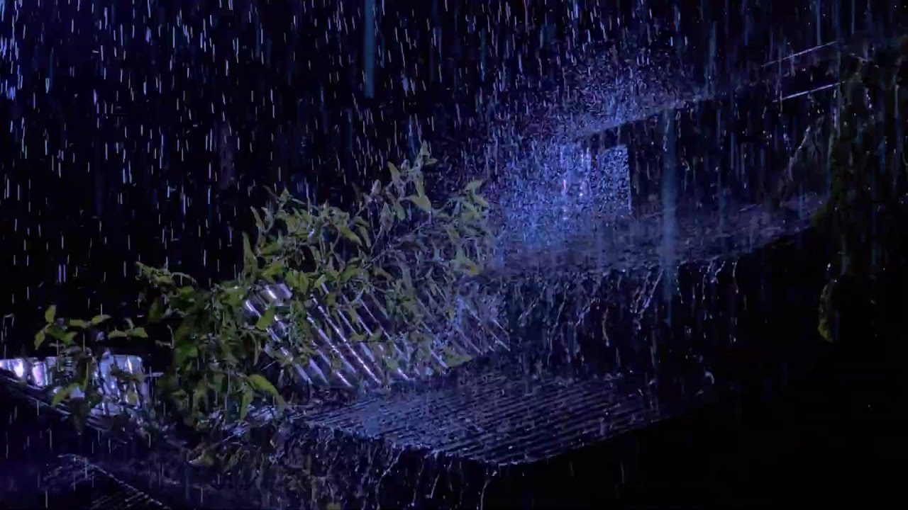 СОН ПРИДЁТ МГНОВЕННО 🌧️ Сильный дождь на крыше традиционной хижины