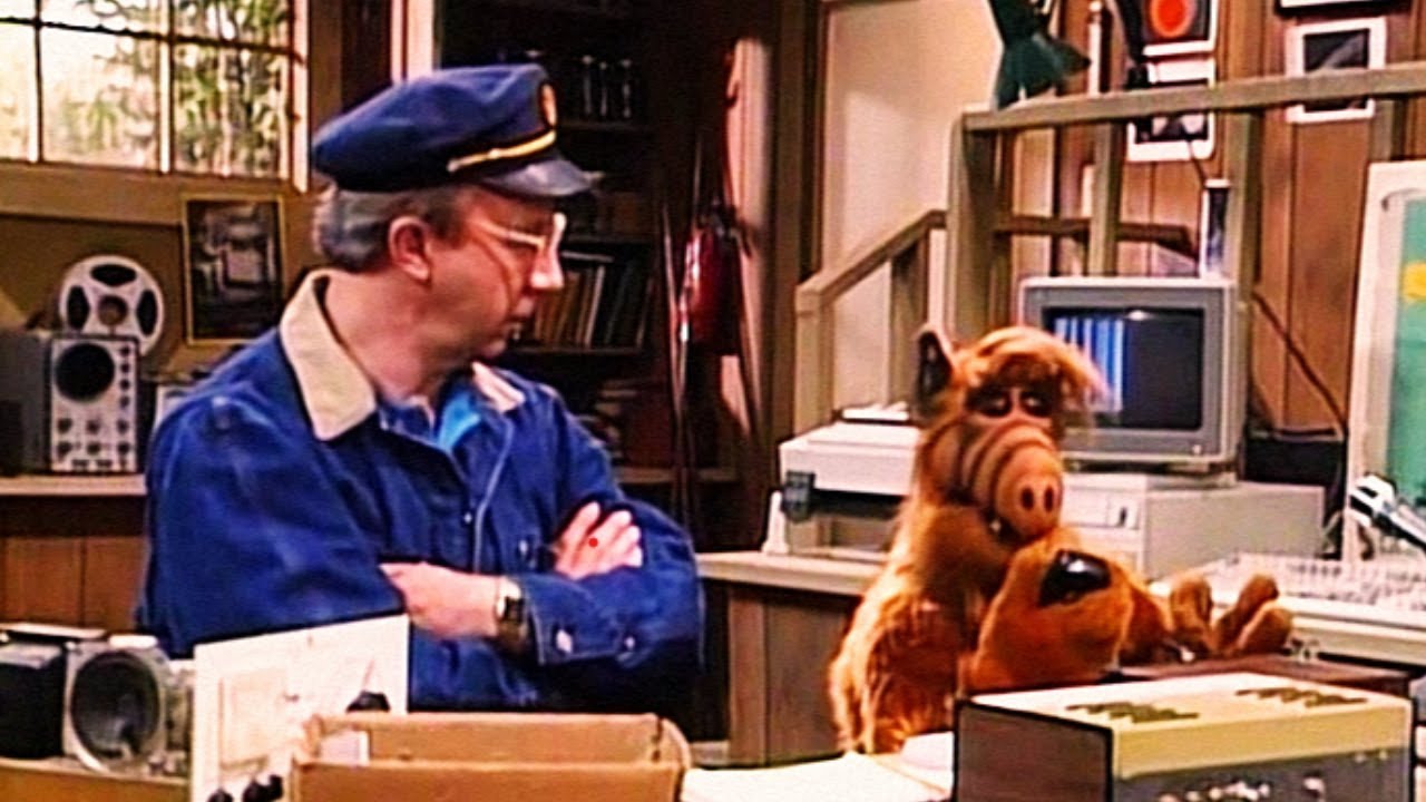 ALF se convierte en JEFE VECINAL- ALF  CAPITULO COMPLETO