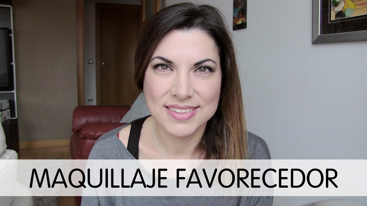 Maquillaje favorecedor sombra marrón y delineado