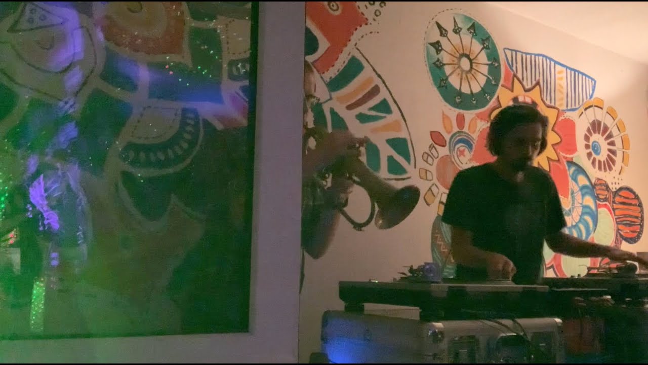 Dirnberger & Gr&auml;sslin | LIVE | Turntables + Trumpet