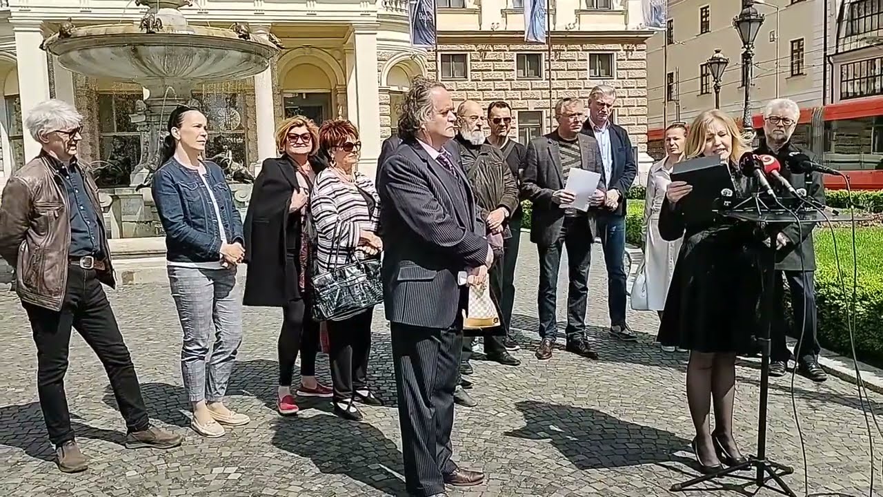 Tlačová konferencia sólistov Opery SND (reakcia SND k danej situácii je v popise tohto videa)