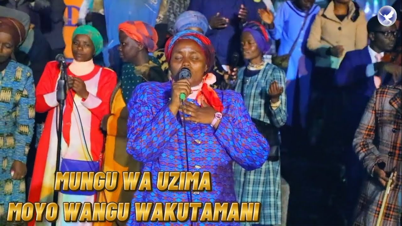 MUNGU WA UZIMA MOYO WANGU WAKUTAMANI || WORSHIP EXTRAVAGANZA