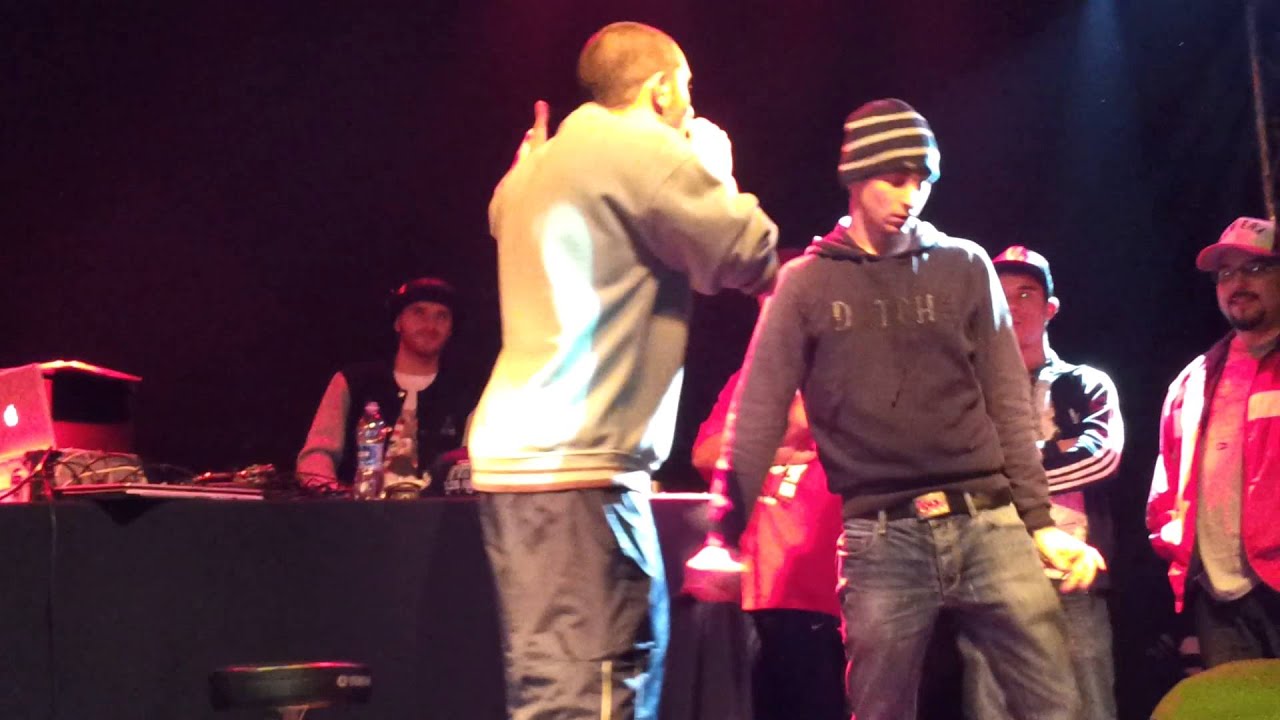 Tecniche Perfette - Finale (Piemonte) - Thai Smoke vs Blnkay Torino 02/11/12 PARTE 1