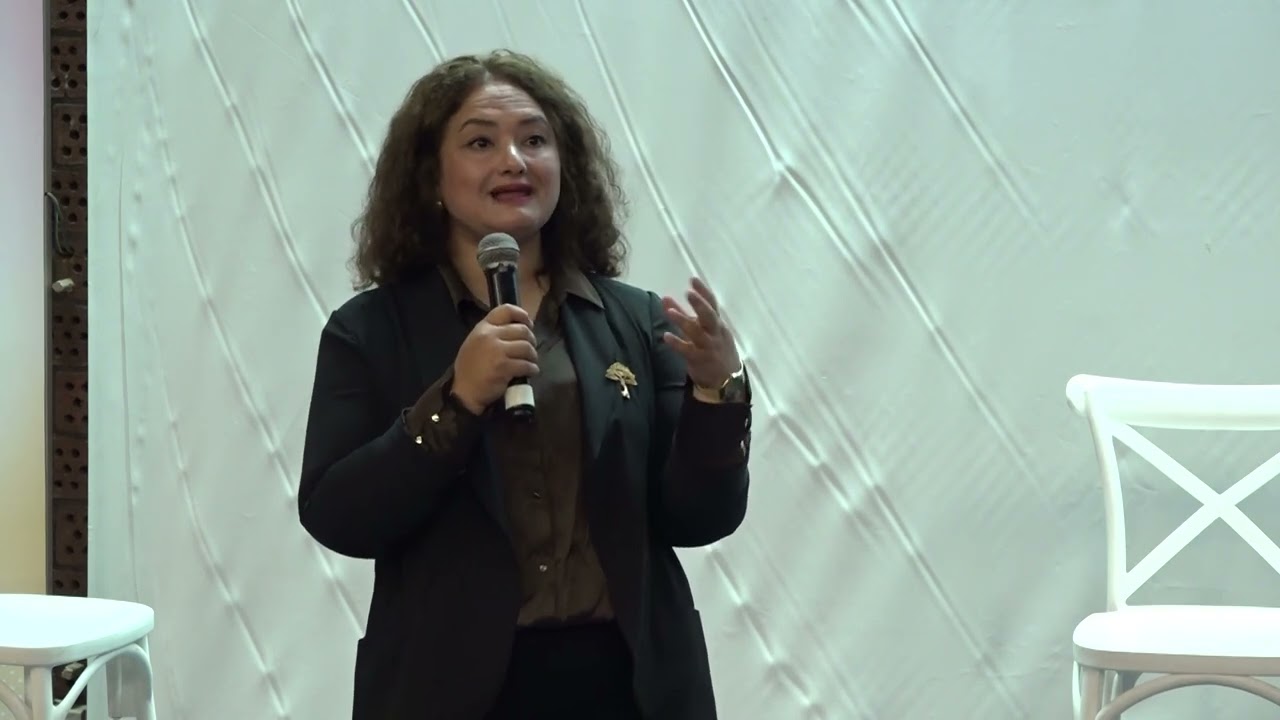 Mme Maroua Bettaieb | Vétérinaire et Pr Adj en Pathologie Aviaire à l’ENMV Sidi Thabet.