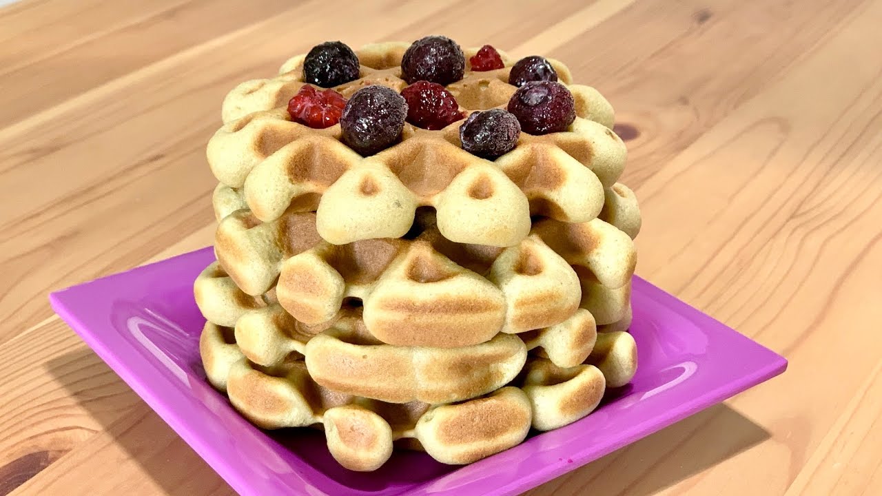 Fluffy Chewy Matcha Mochi Waffles [EASY & DELICIOUS] | 抹茶麻糬餅 [簡易美味]