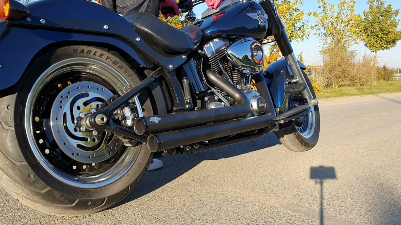 Harley Davidson Fat Boy 103 exhaust sound