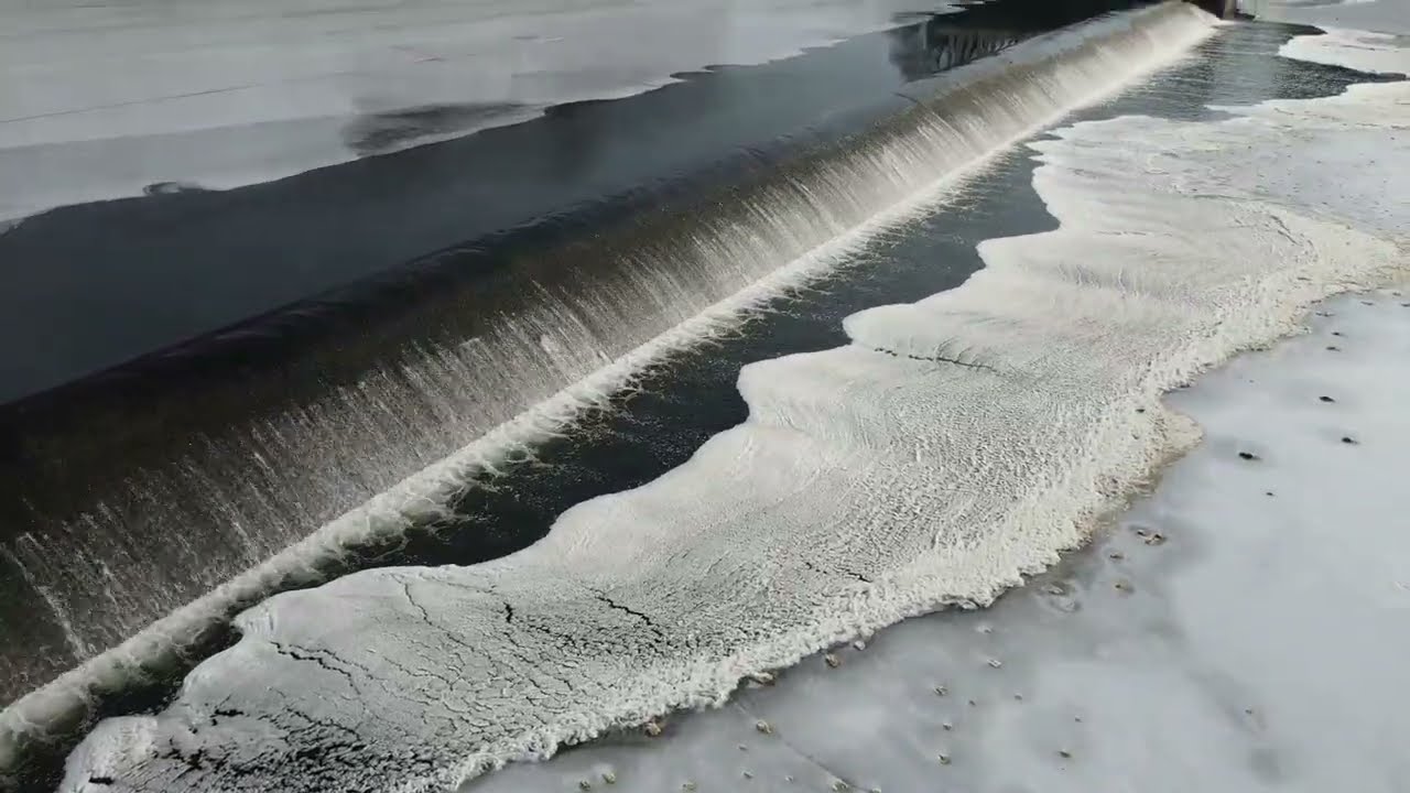 The Video Version of the Schuylkill River and Boathouse Row FROZEN OVER
