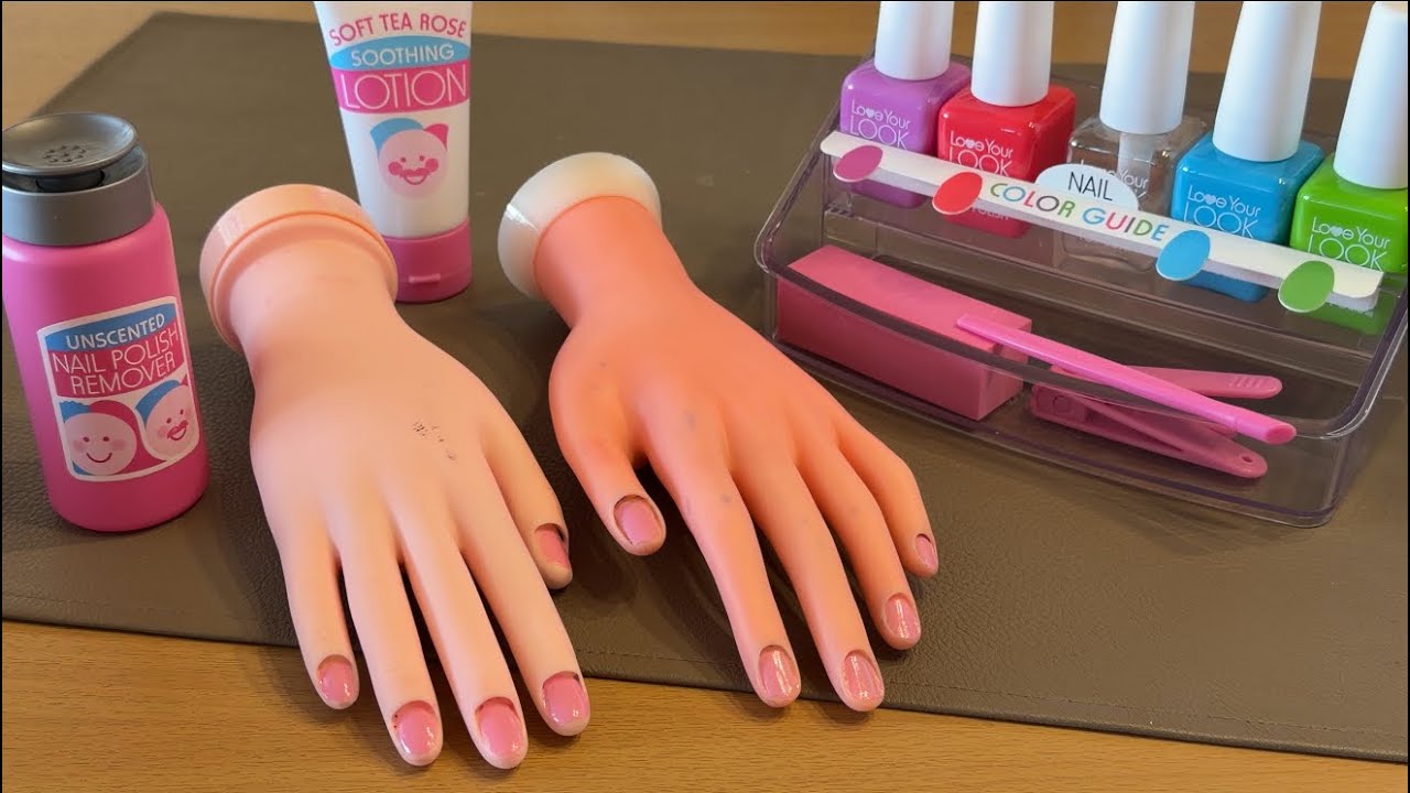 ASMR 1 Minute Nail Salon 💅🏻