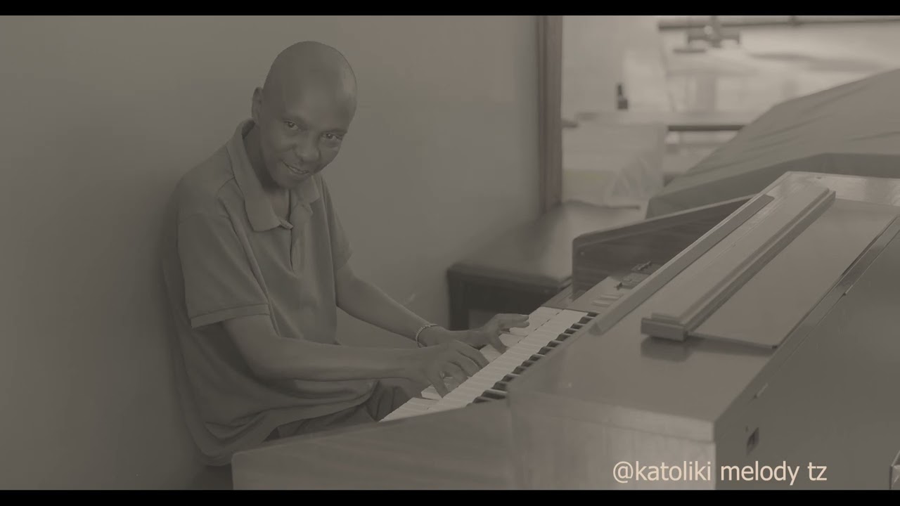 Furaha Kwa Ulimwengu : Organist - Edward Kaniki Mamba (official video)