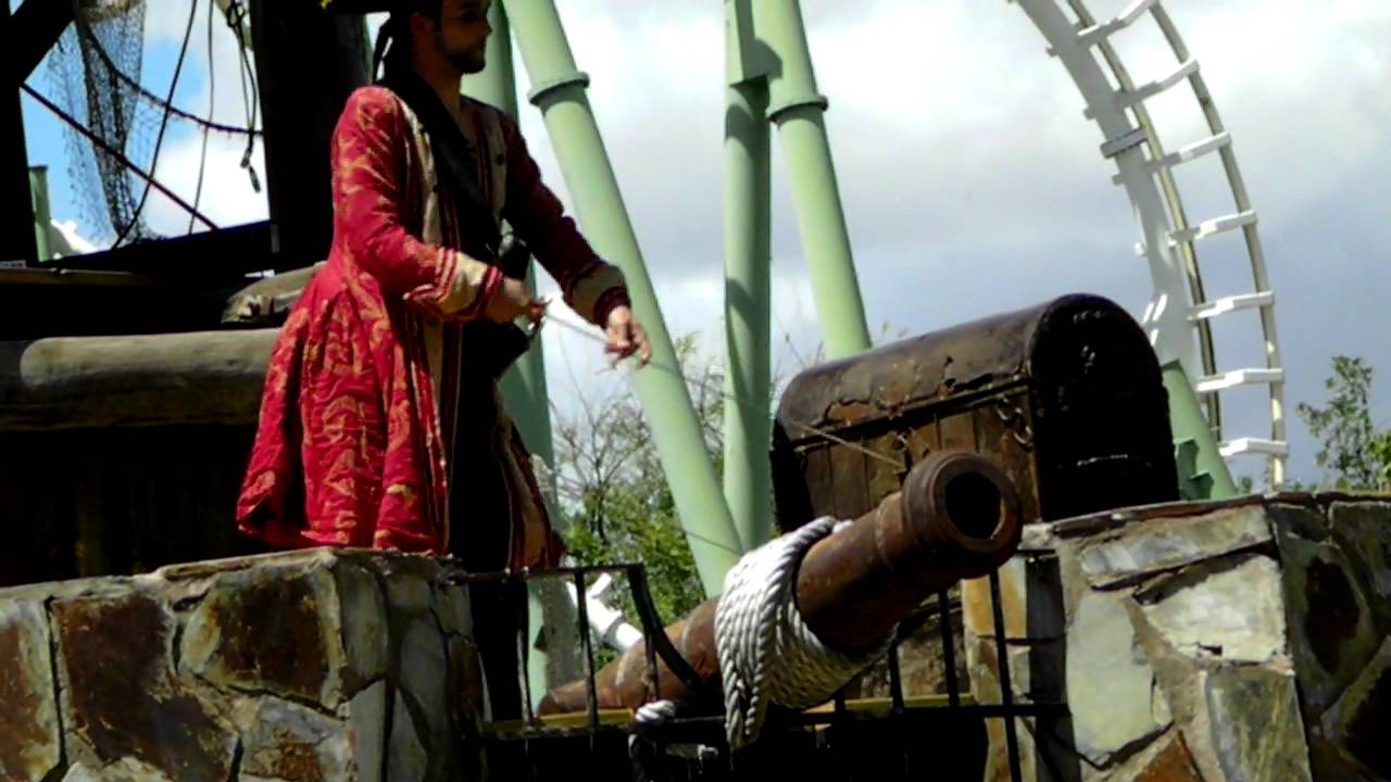 Espectáculo Abordaje Pirata en Isla Mágica