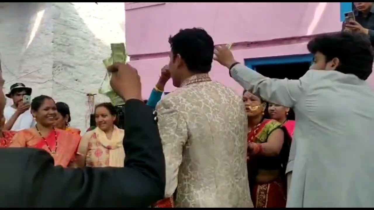 दूल्हा दुल्हन डांस | Uttrakhand wedding | Kumauni wedding | Pahadi reetiriwaj ki wedding