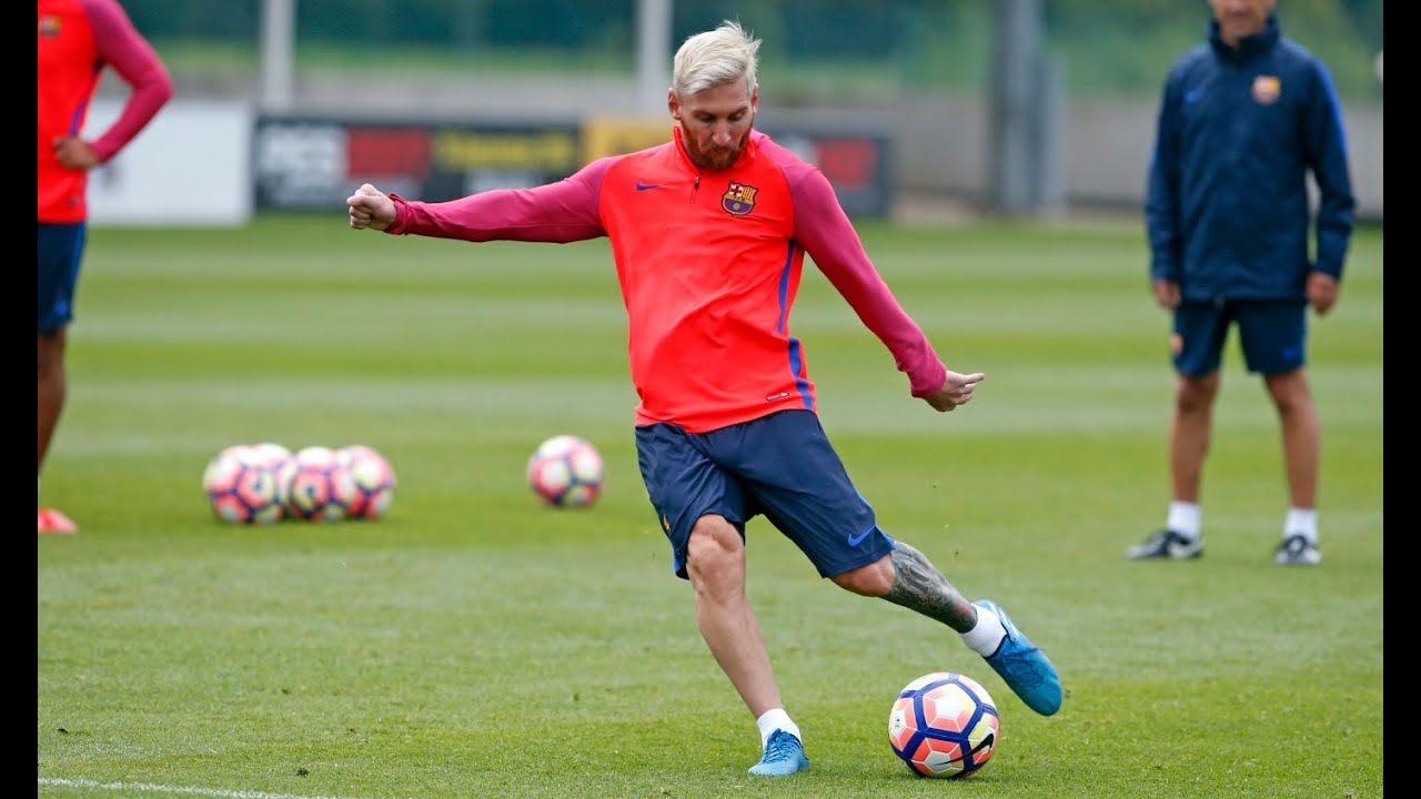 A normal day at the office for Leo Messi