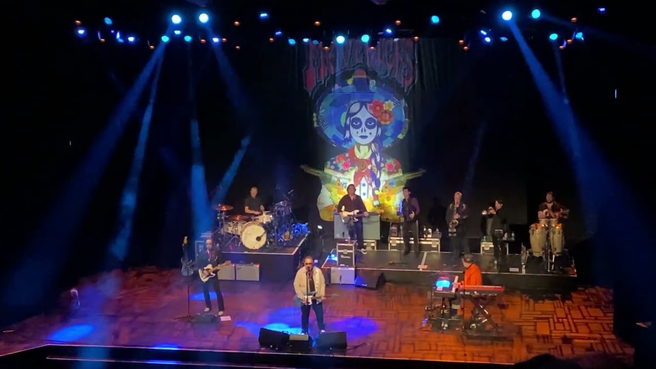 The Mavericks - Rancho Grande & Rolling Along