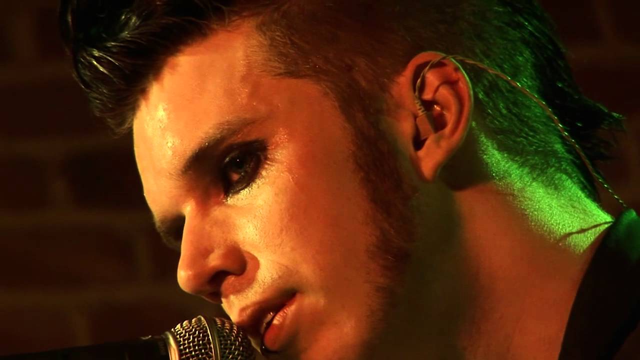 Blowsight - Bus Girl (live 2010)