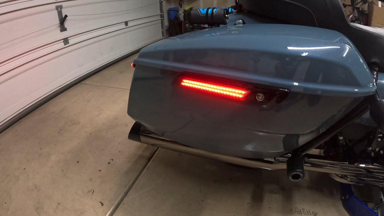 @customdynamics  Latch Lights for 2024 Harley Davisdon Road Glide