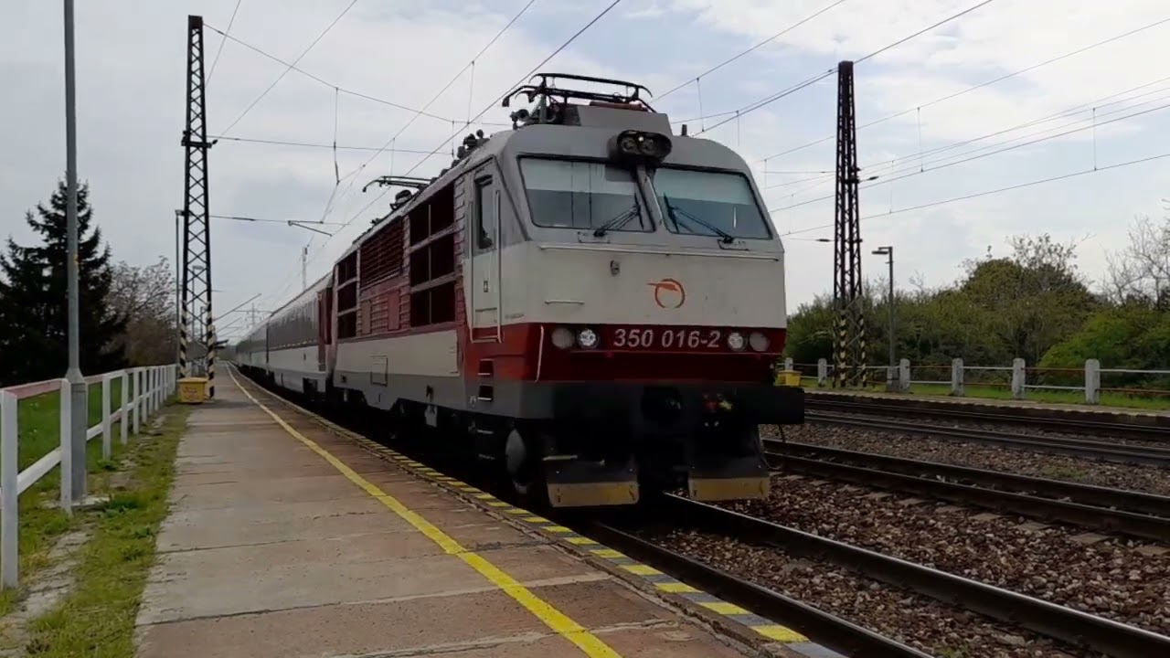 Vlaky Bratislava-Vinohrady 1 • 01.05.2022