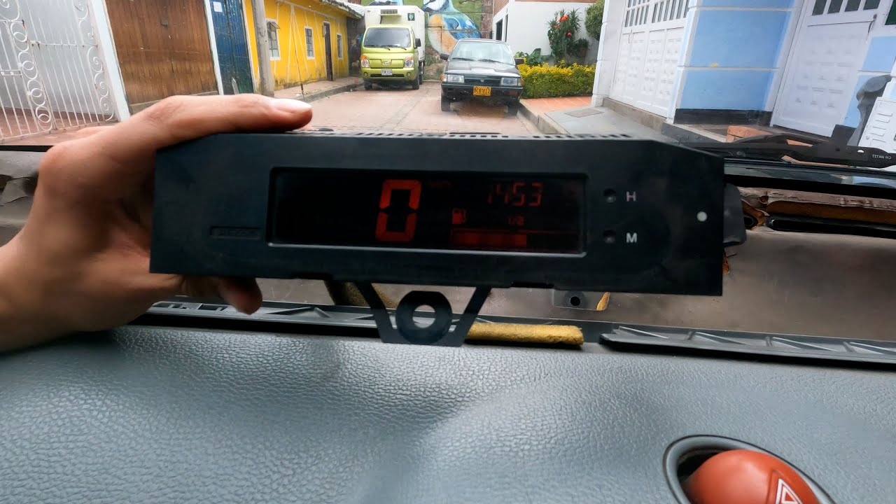 🔴Cambio los bombillos del velocímetro de mi Twingo🔴