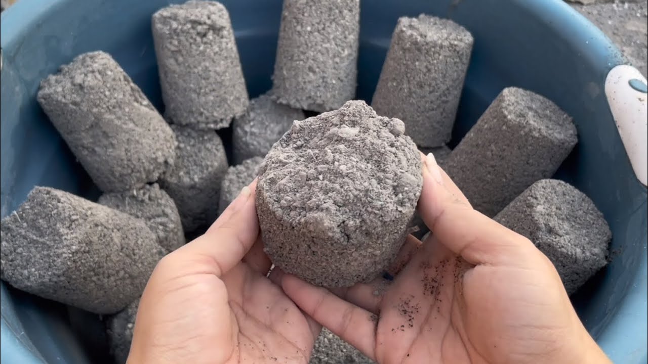 Gritty stoney charcoal dry crumbling on floor &tub ☺️☺️RS ASMR