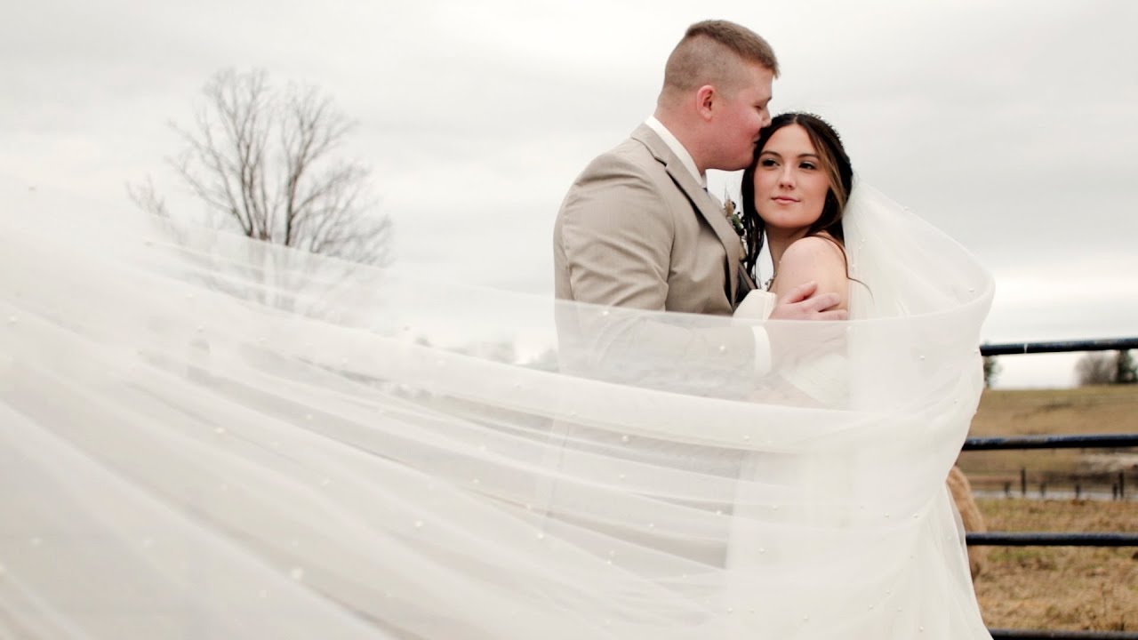 Carson and Zoe Lowe (Wedding Highlight Film)