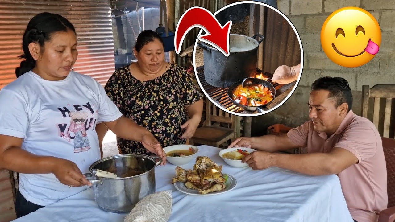 Por fin salió el almuerzo😋Pablo llegó a disfrutar junto a toda la familia de su suegra.