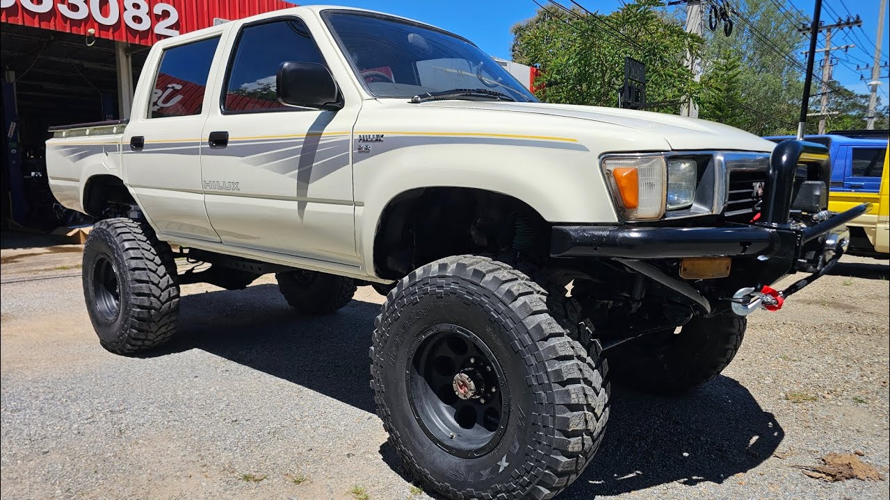 TOYOTA HILUX LN106 4WD DOUBLE CAB 1996 สี่ประตู ยกสูง เฟือง 8:39 TED ขาย 450,000 บาท0867853082 ปุ๊ย