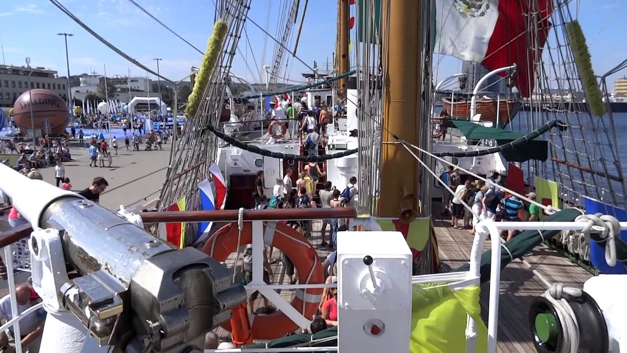 Meksykański żaglowiec Cuauhtemoc przypłynął do Gdyni. Mexican tall ship Cuauhtemoc in Gdynia..