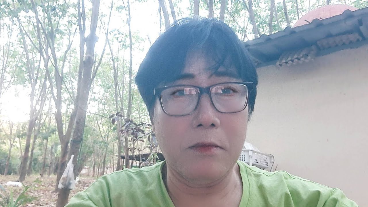 พอเขาพูดบ้างก็จะฟ้องเขา