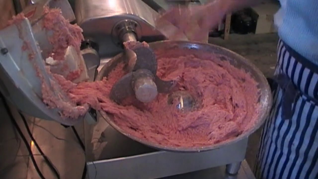 Kalb Fleischkäse mit den Beeketal Kutter BFK9 und dem 3er Messerkopf