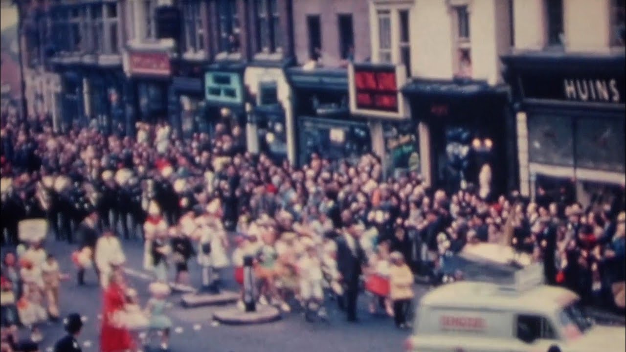 A PORTRAIT OF REDDITCH 1957 (FULL FILM WITH NARRATION)
