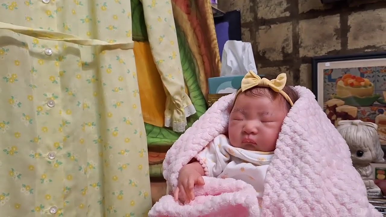 Reborn Baby Doll at the Vintage Shop and Real Victorian Era Finds