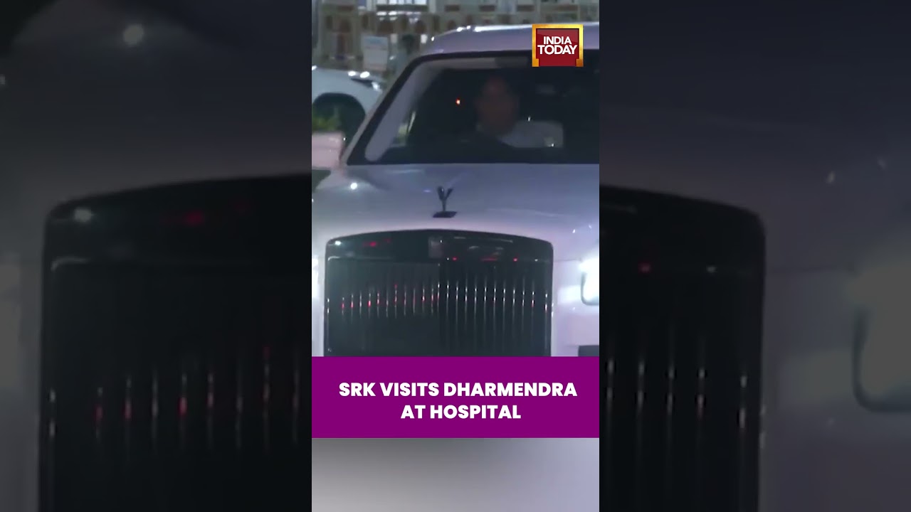 Shah Rukh Khan Visits #dharmendra at Breach Candy Hospital | India Today News